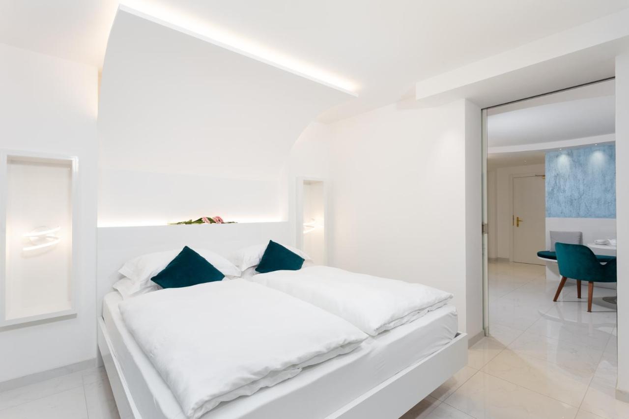 Hotel Pareda กานาเซย์ ภายนอก รูปภาพ