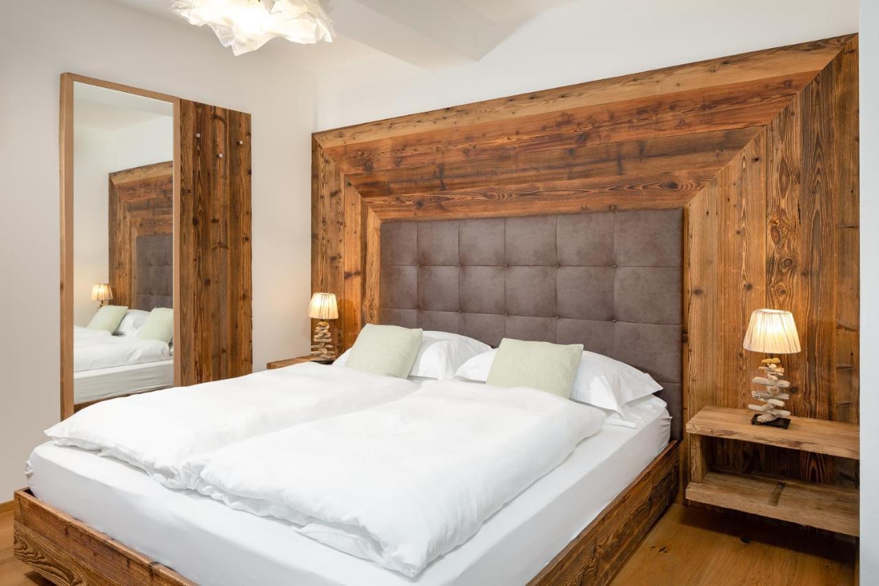 Hotel Pareda กานาเซย์ ภายนอก รูปภาพ